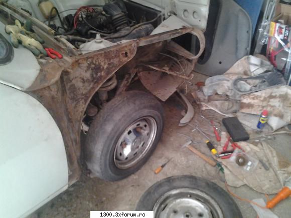 Dacia si Dacia 1300 recarosata 1992 - demontat aripi :) - Topicuri abandonate/Masini vandute
