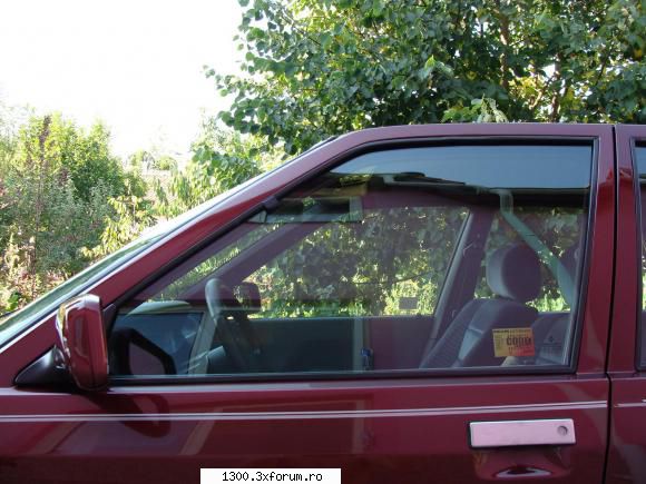 Renault 21 GTS Symphonie 1991 - chederul din exteriorul geamului, de la portiera - "Vechitura" mea