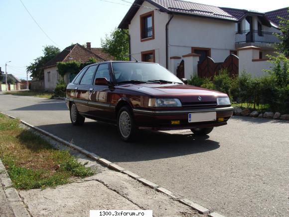 Renault 21 GTS Symphonie 1991 - una din fotografiile care imi plac cel mai mult - "Vechitura" mea