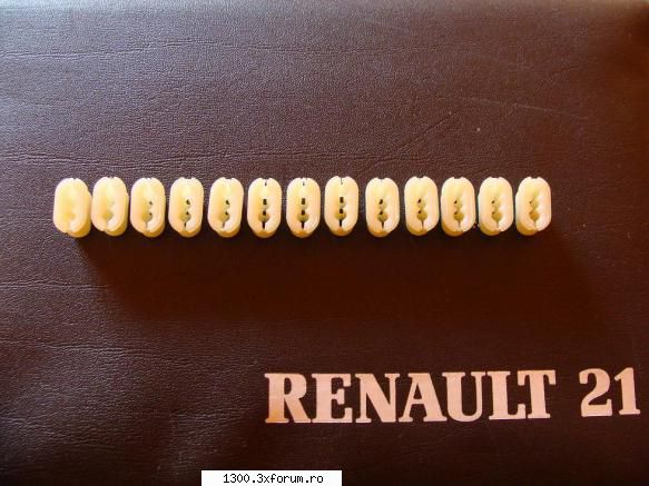 Renault 21 GTS Symphonie 1991 - Cum tot am nevoie de agrafe, am luat ieri 13 - "Vechitura" mea
