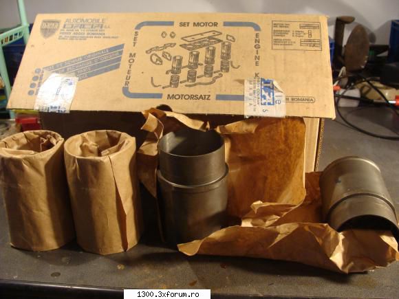 Set motor Dacia 1600 - Vand set motor pentru Dacia Papuc cu motor 1600 - Piese auto/moto