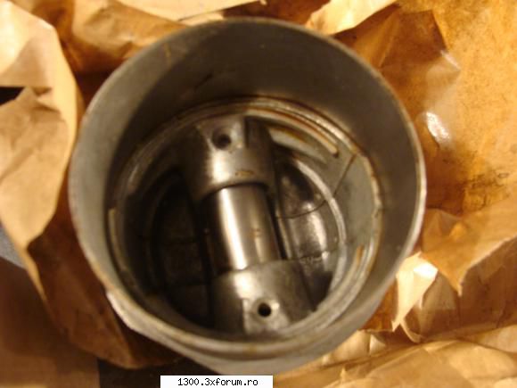 Set motor Dacia 1600 - Cutia a fost sigilata, am desfacut-o sa fac - Piese auto/moto