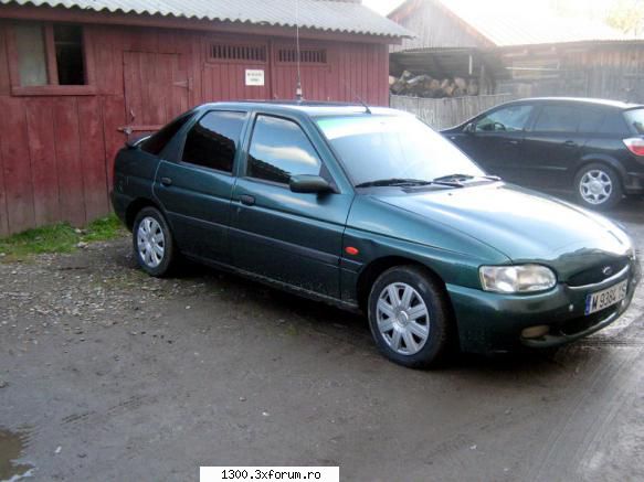 VAND Ford Escort - Acte valabile 1 an, 1.8 TD (parca) Pret si mai - Arhiva Anunturi