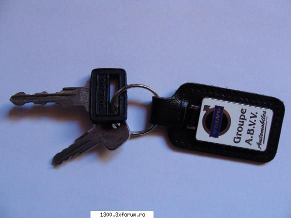 Volvo 240 DL 1986 - cheile si brelocul original - "Vechitura" mea