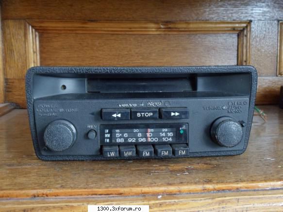 Volvo 240 DL 1986 - Voi avea curand si radiocasetofonul original - "Vechitura" mea