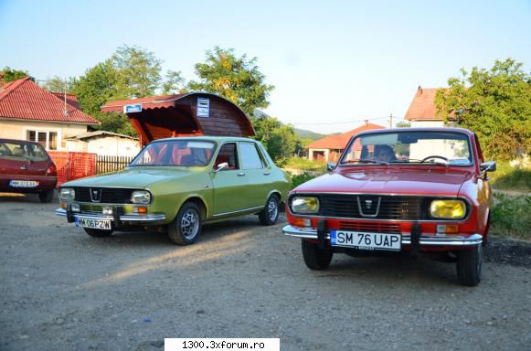 o poza de calatorie dacia 1300 din 1974 si 1976