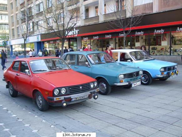 sportiva mea - Retro Parada Primaverii Timisoara 2013 coltul - Masina mea Dacia Sport