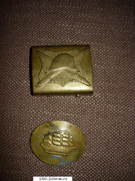 vind casca germana ww2 ,lampi gaz ,pendule etc - paftale militare schimb - Vanzari/Cumparari Diverse