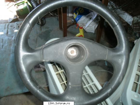 volan sport pentru dacia - volan sport pentru dacia --- pret: 30ron - Arhiva Anunturi